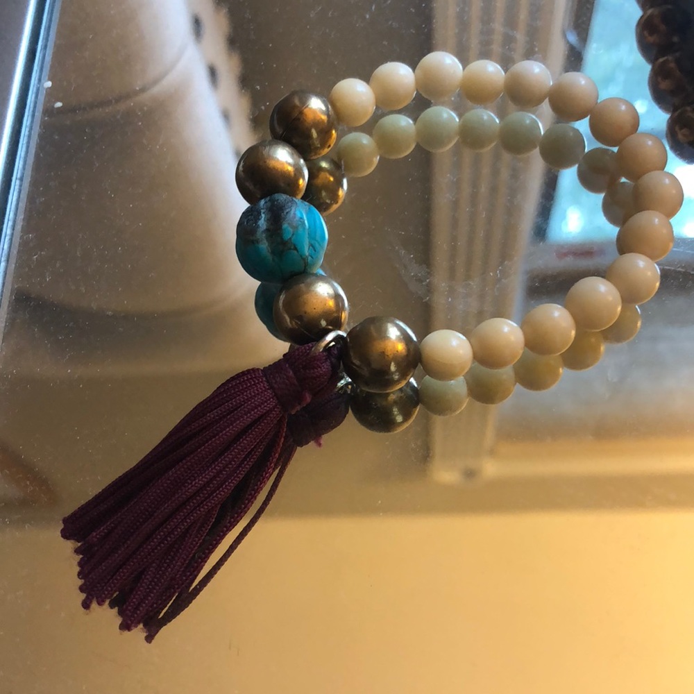 Beaded bracelet with matron tassel
